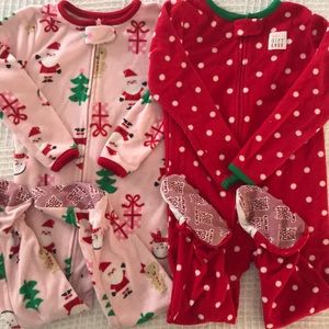 VGUC LOT 2 pairs Fleece Christmas Pajamas 3T